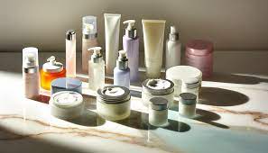 Why Carbomer and Xanthan Gum Are in Your Moisturizer