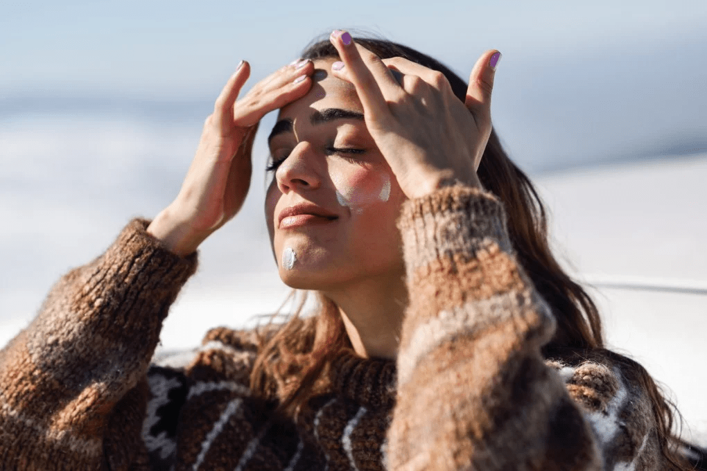 Best Sunscreens for Winter Sports - Glopetra