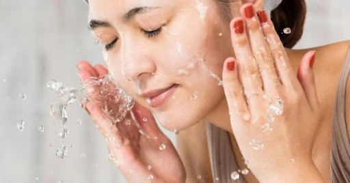 10 Best Face Wash in India